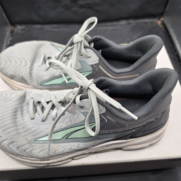 Altra Gray and‎ Black Running Shoes with Mint Accent